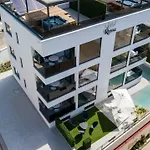 Royal Apartman *
